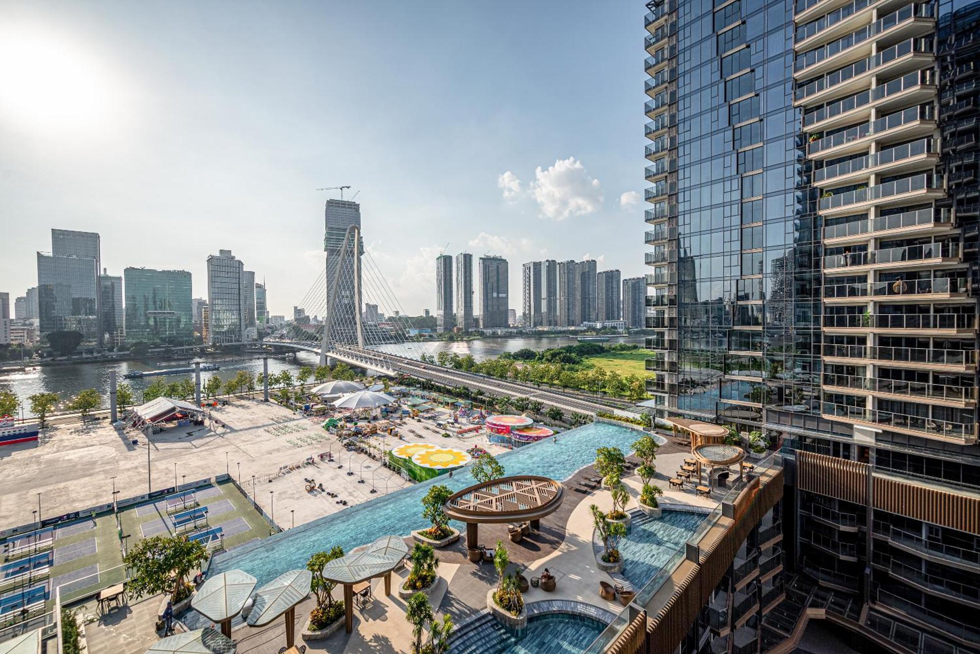 Opera Saigon Apartment *